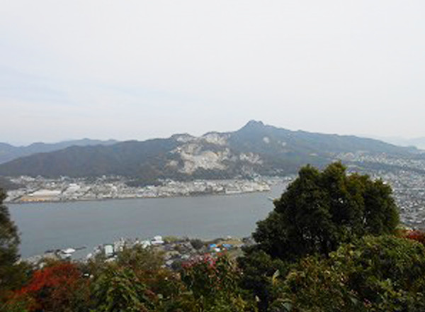 庵治石細目・大丁場